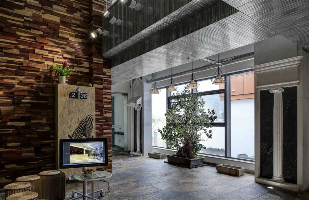 深圳南山香江金融中心工業(yè)風(fēng)辦公室裝修設(shè)計案例門廳 深圳南山香江金融中心工業(yè)風(fēng)辦公室裝修設(shè)計案例門廳