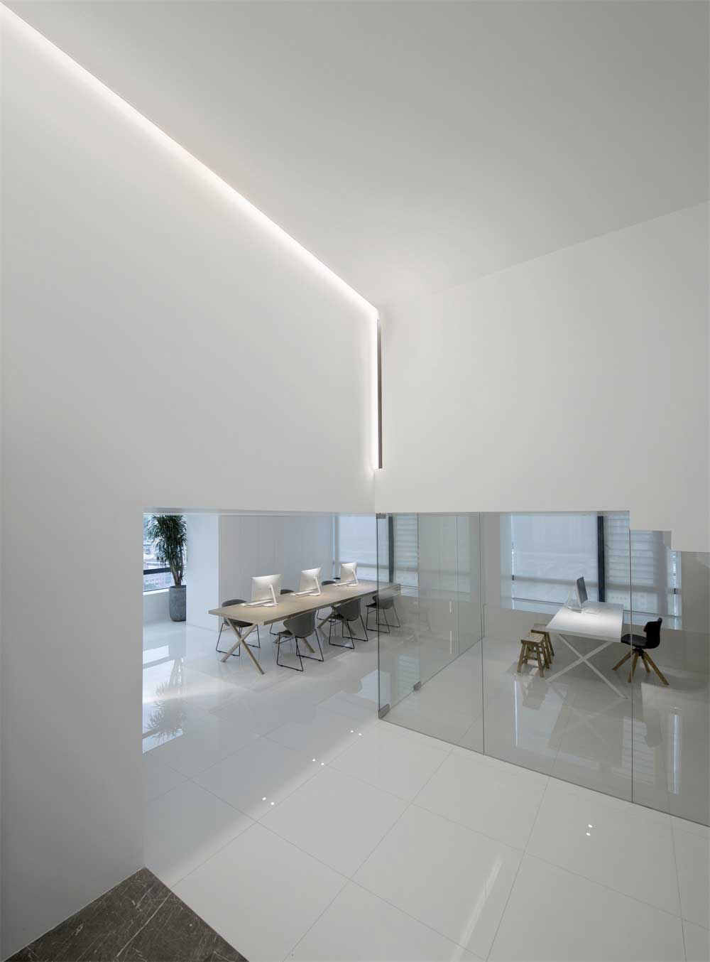 深圳市南山1000平新中式設(shè)計機構(gòu)裝修開放式工作區(qū)