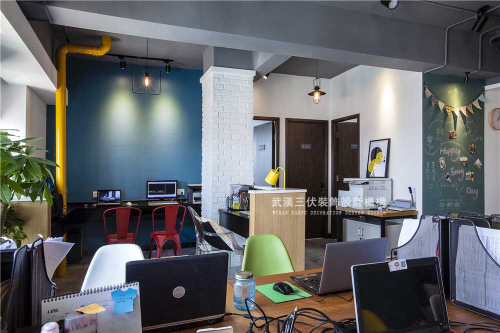 深圳福田200平方工業風辦公室裝修燈光效果 深圳福田200平方工業風辦公室裝修燈光效果