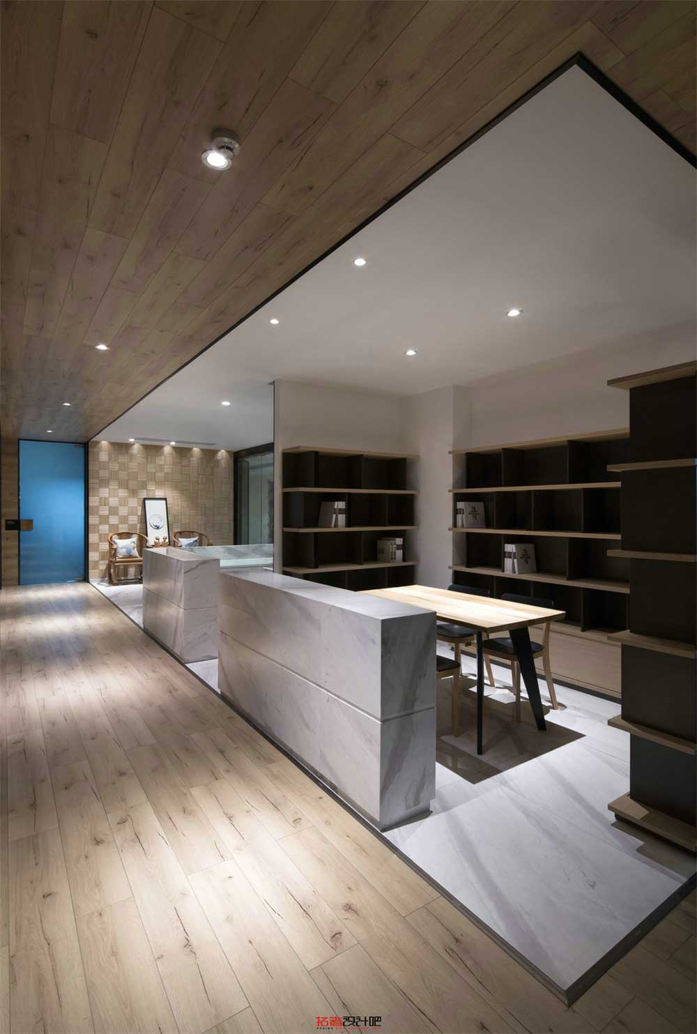 深圳南山智慧廣場(chǎng)新中式風(fēng)格辦公室裝修設(shè)計(jì)案例休閑區(qū)燈光效果