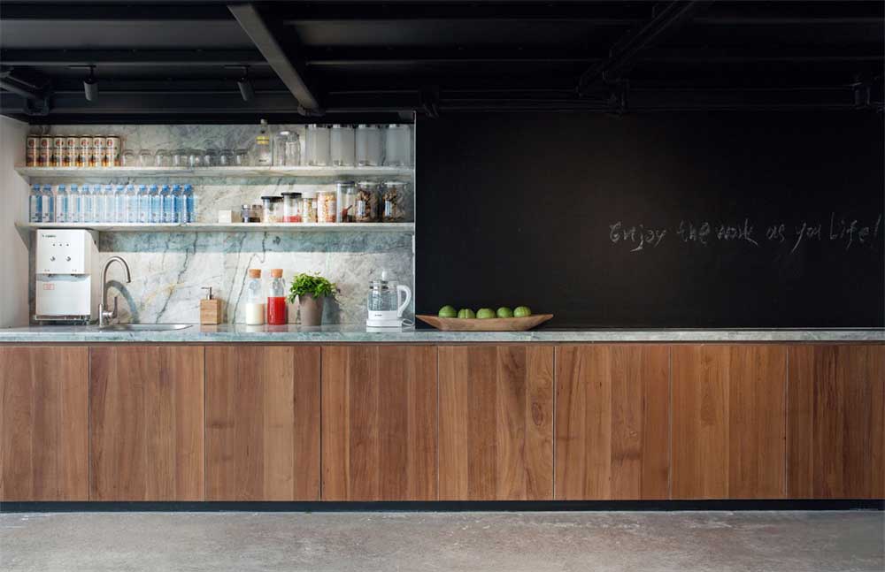 深圳市南山自然風(fēng)辦公室裝修設(shè)計(jì)吧臺(tái) 深圳市南山自然風(fēng)辦公室裝修設(shè)計(jì)吧臺(tái)