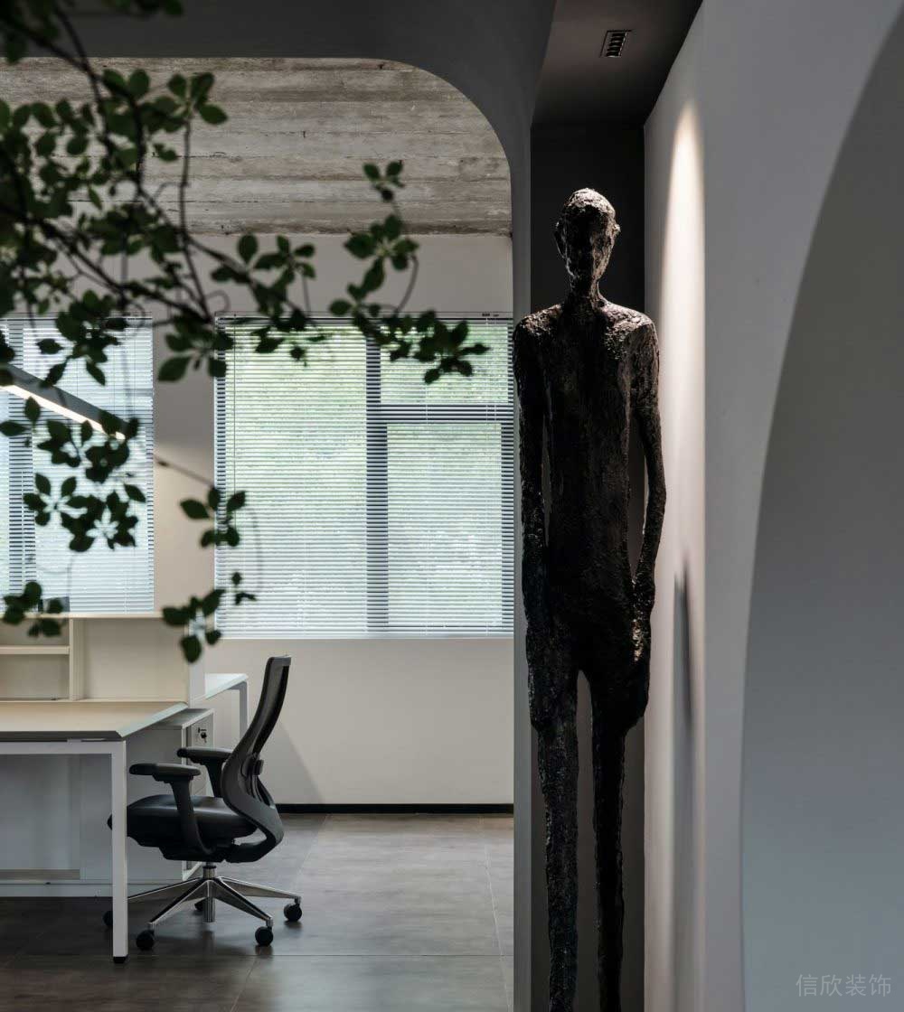 現(xiàn)代與古典辦公室裝修設(shè)計圖