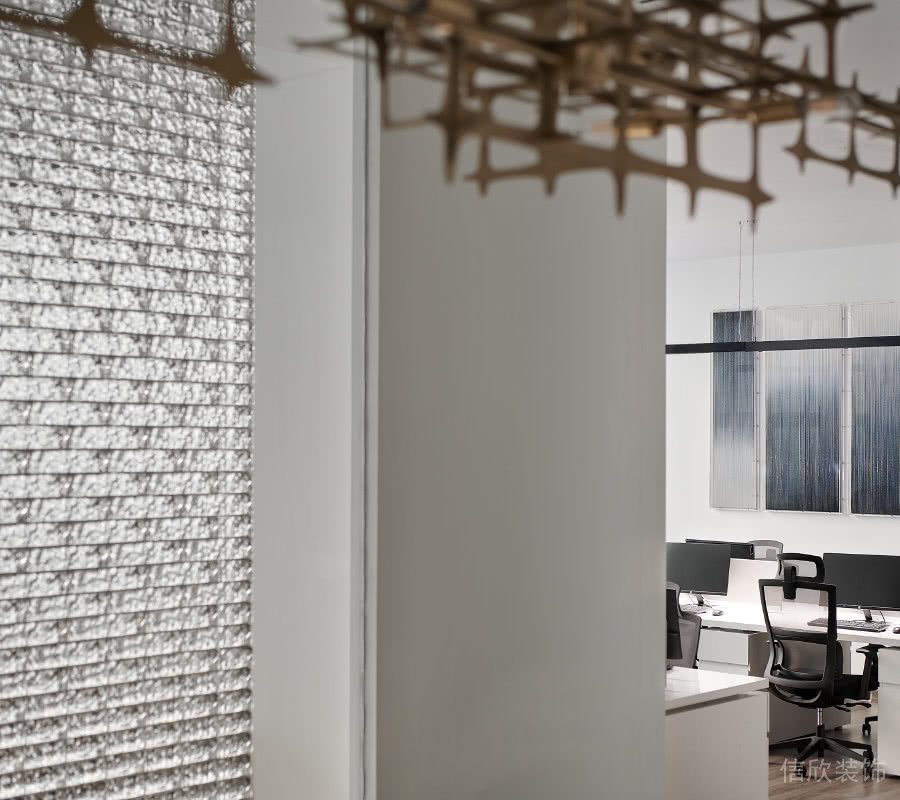 員工研發(fā)區(qū)域花水晶玻璃肌理墻體隔斷效果圖辦公室設(shè)計(jì)裝修