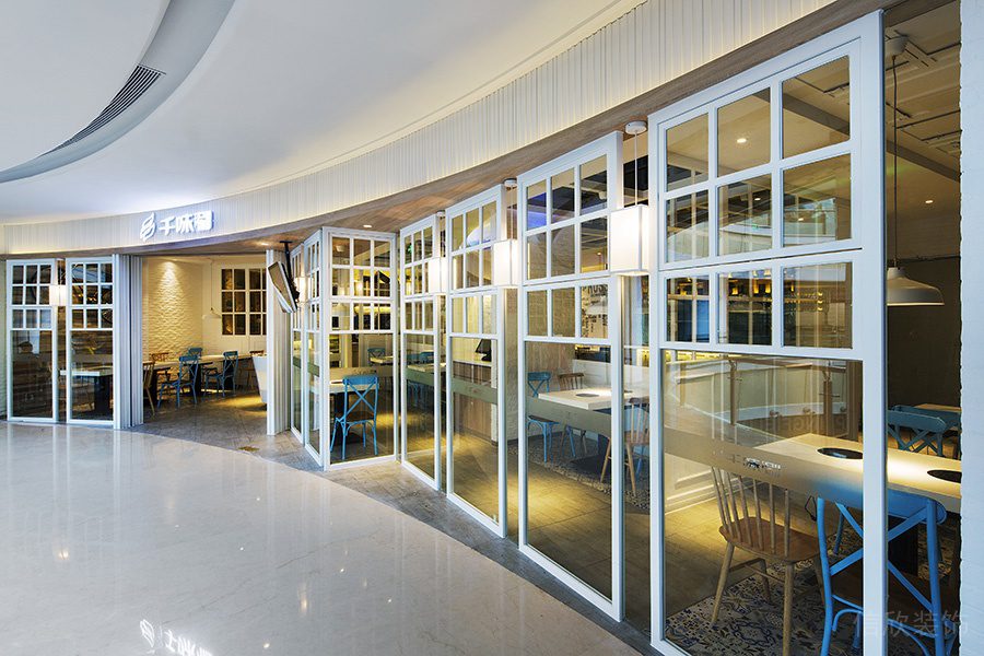 深圳光明龍光玖龍臺北歐風(fēng)格火鍋店裝修案例外立面門頭形象 深圳光明龍光玖龍臺北歐風(fēng)格火鍋店裝修案例外立面門頭形象