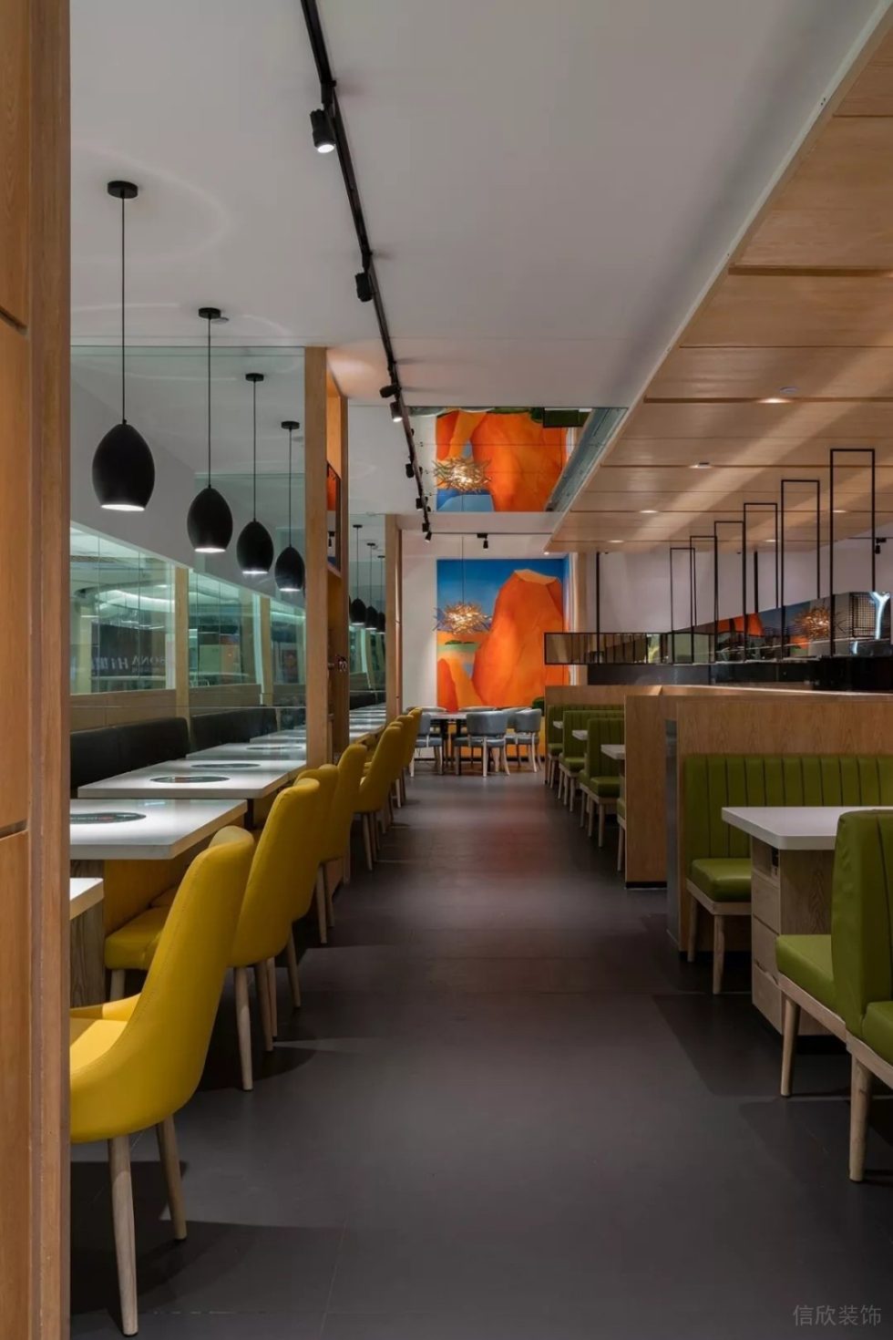 深圳坪山怡瑞達云秀府簡約北歐風火鍋店裝修案例地面鋪設 深圳坪山怡瑞達云秀府簡約北歐風火鍋店裝修案例地面鋪設