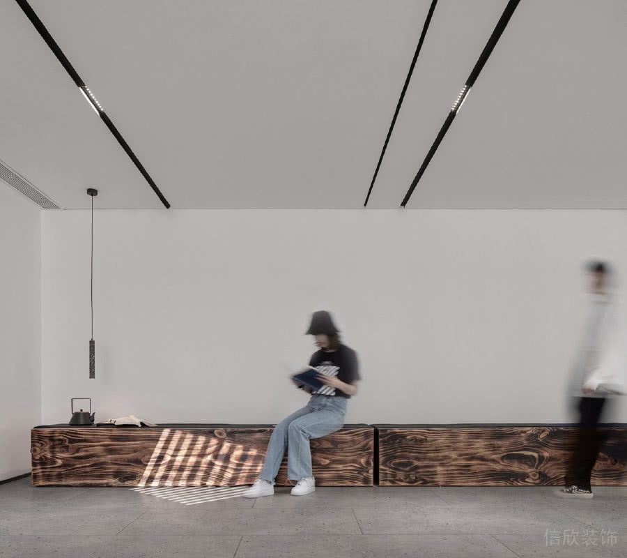 辦公室休閑區(qū)長(zhǎng)條形原木頭茶幾