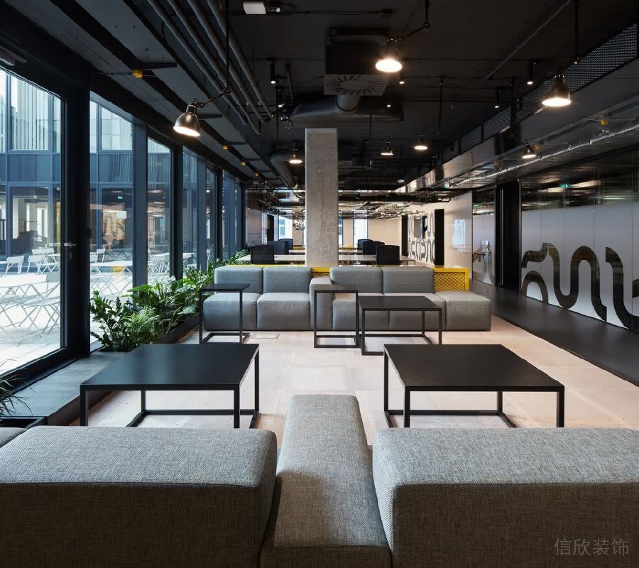 辦公室休閑區(qū)灰色布藝沙發(fā)效果圖