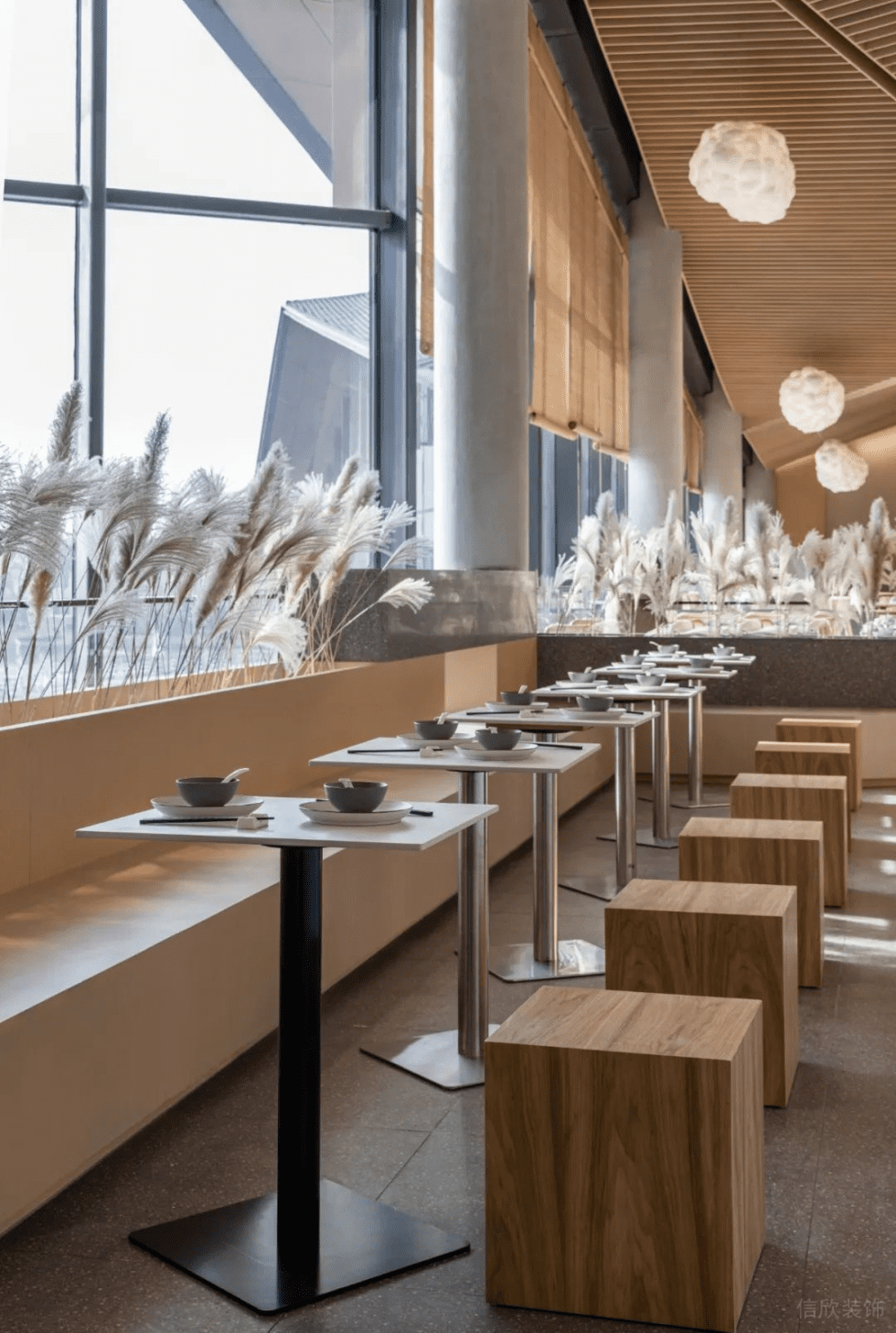 深圳寶安天琴閣原木色調田園簡約風素食館裝修案例雙人用餐區 深圳寶安天琴閣原木色調田園簡約風素食館裝修案例雙人用餐區