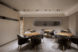 深圳寶安中糧大悅城現(xiàn)代簡約風格川菜餐廳裝修案例四人用餐區(qū)效果圖