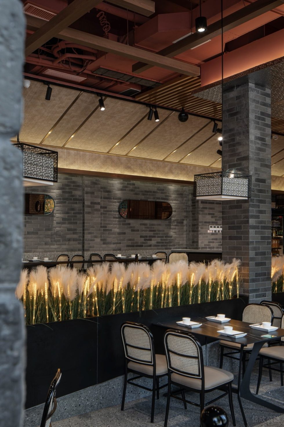 深圳龍崗中糧祥云新中式風格粉面店裝修案例藝術燈光裝飾綠植 深圳龍崗中糧祥云新中式風格粉面店裝修案例藝術燈光裝飾綠植
