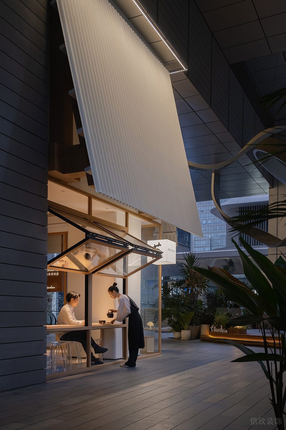 深圳南山保利文化廣場原木色調簡約自然風茶飲店裝修案例原木色上下折疊窗 深圳南山保利文化廣場原木色調簡約自然風茶飲店裝修案例原木色上下折疊窗