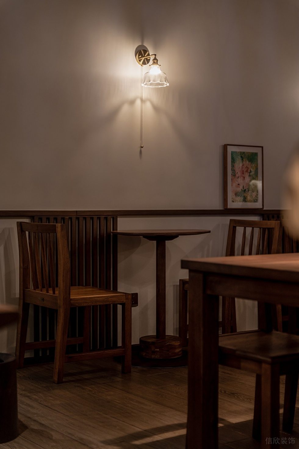 深圳南山港灣麗都深木色復古風糖水店裝修案例復古風玻璃藝術裝飾壁燈 深圳南山港灣麗都深木色復古風糖水店裝修案例復古風玻璃藝術裝飾壁燈