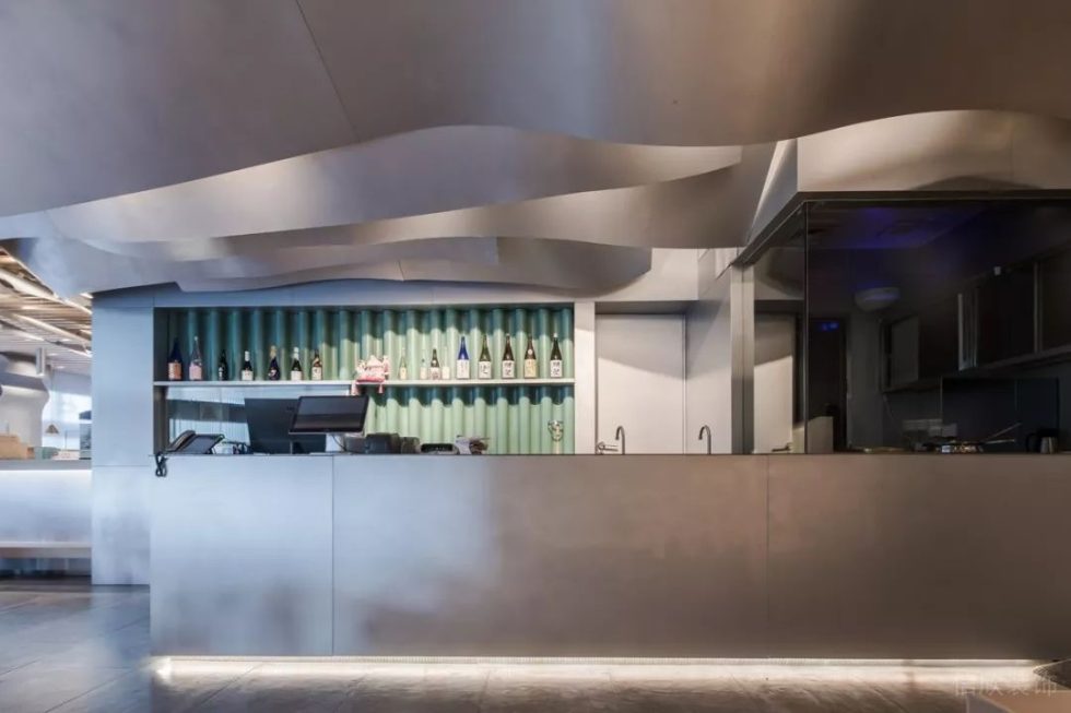 深圳南山天利中央廣場(chǎng)現(xiàn)代新中式風(fēng)格壽司店裝修案例前臺(tái) 深圳南山天利中央廣場(chǎng)現(xiàn)代新中式風(fēng)格壽司店裝修案例前臺(tái)