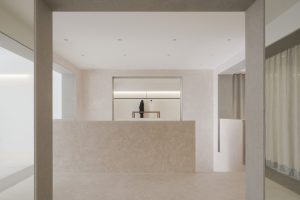 深圳市龍崗區(qū)平湖西班牙pau旗艦店裝修設(shè)計前臺