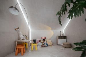 深圳市南山區前?，F代風女裝店裝修設計兒童游樂區二