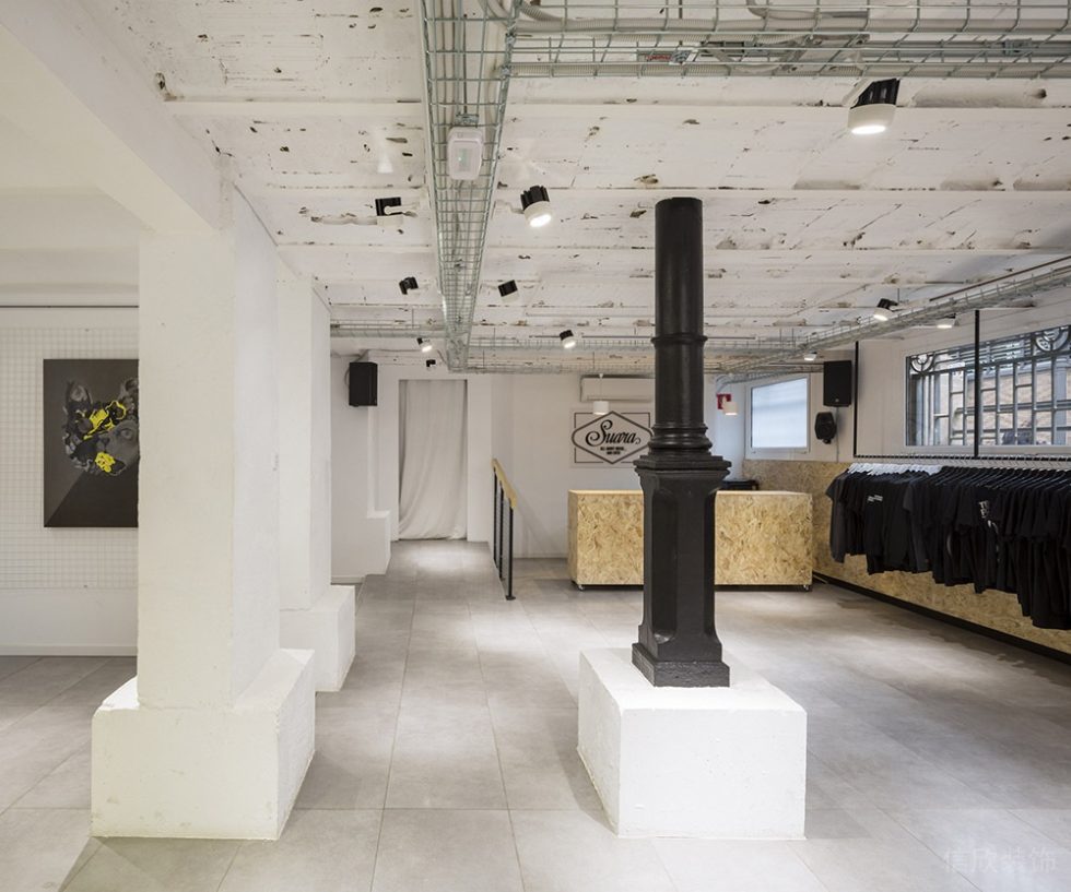 工業(yè)風(fēng)服裝店裝修設(shè)計大廳