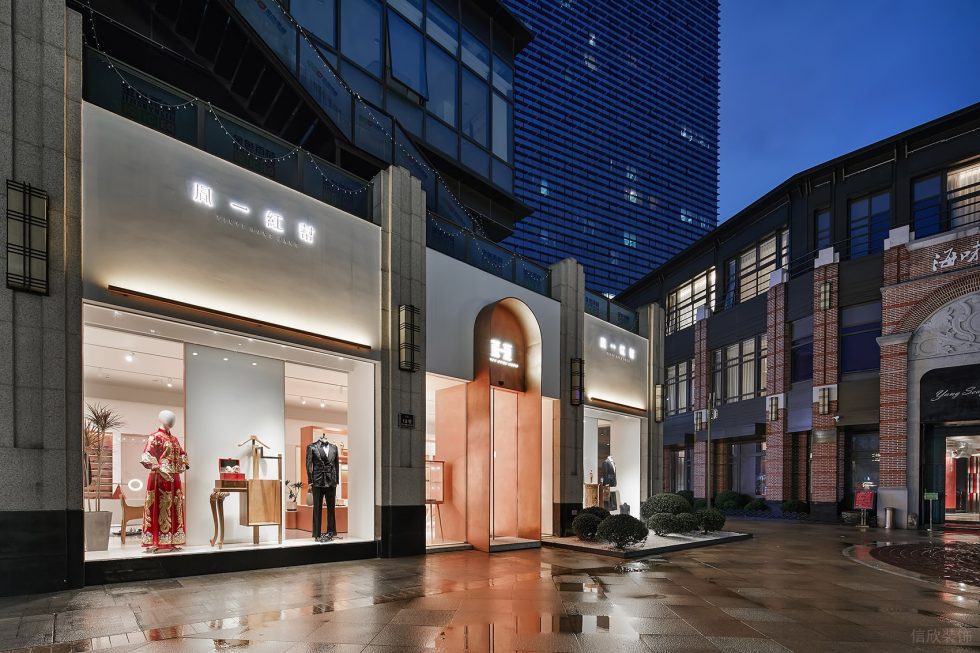 深圳市寶安區(qū)西鄉(xiāng)現(xiàn)代風品牌胤一紅幫服裝店門面招牌logo裝修設計效果圖 深圳市寶安區(qū)西鄉(xiāng)現(xiàn)代風品牌胤一紅幫服裝店門面招牌logo裝修設計效果圖