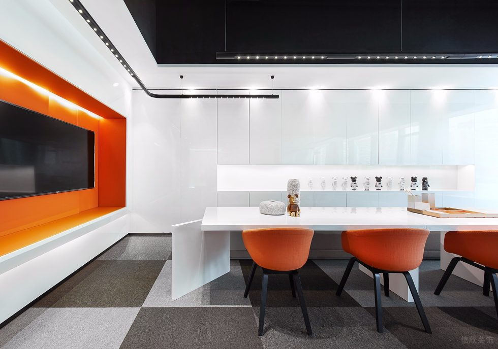 深圳福田萬科濱海云中心150平方米現(xiàn)代主義極簡風辦公室裝修案例開放式會議區(qū) 深圳福田萬科濱海云中心150平方米現(xiàn)代主義極簡風辦公室裝修案例開放式會議區(qū)