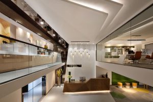 深圳羅湖物資控股置地大廈900平方米現(xiàn)代主義時尚風loft辦公室裝修案例大堂