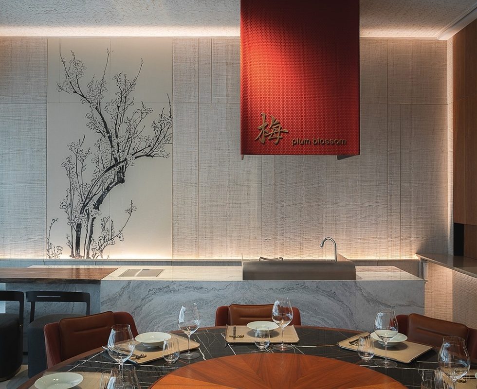 深圳寶安區(qū)中式典雅高級餐廳淡雅小包廂裝修設計