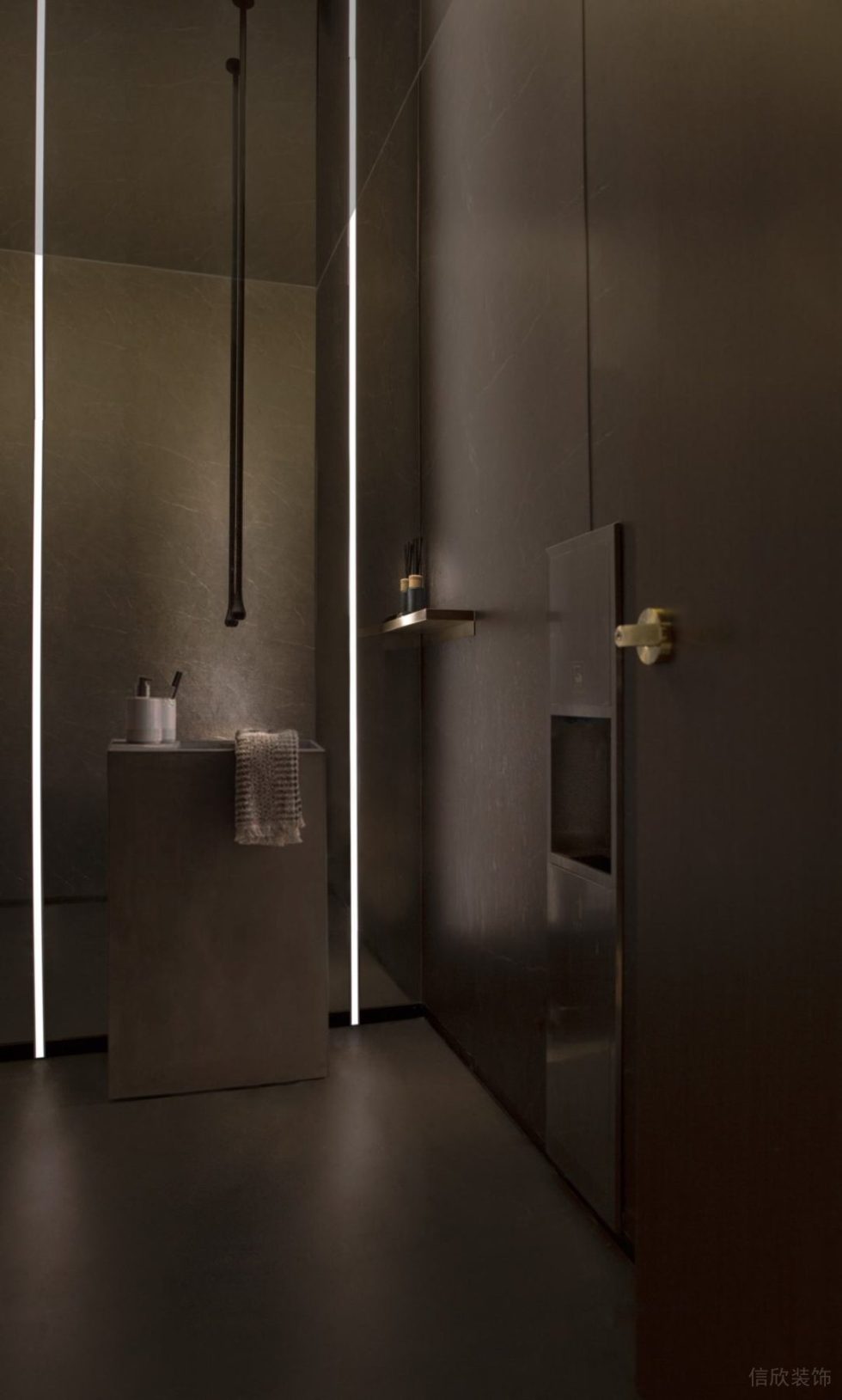 深圳龍華新中式風(fēng)格餐廳洗手間線條感燈帶裝修設(shè)計(jì)