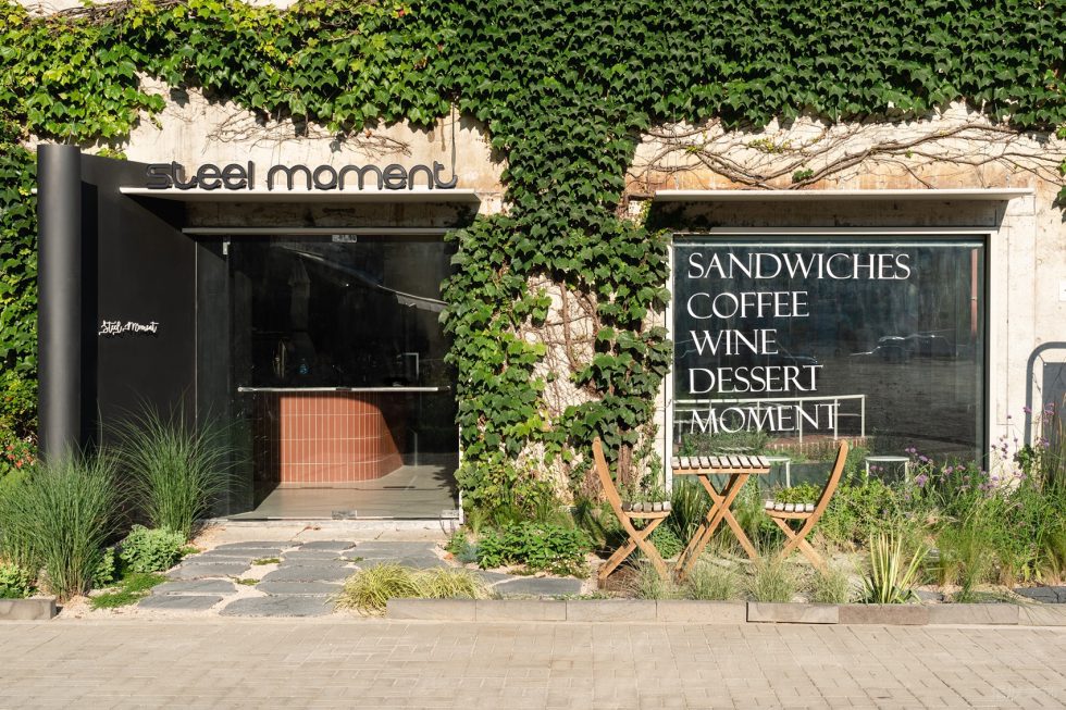 深圳南山區(qū)極簡風(fēng)咖啡廳門面設(shè)計(jì)裝修