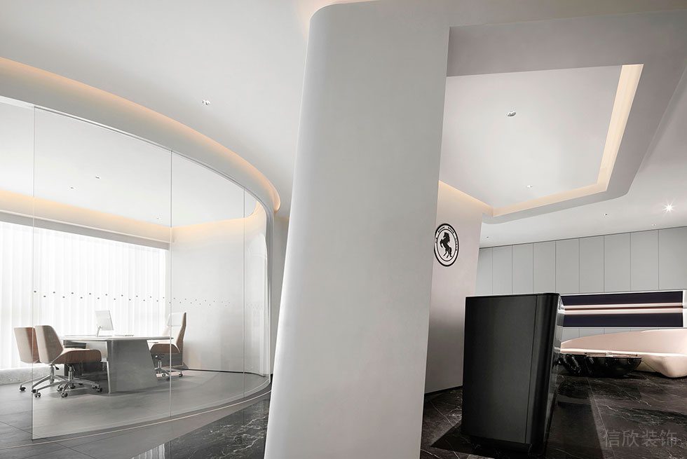 深圳南山區(qū)西麗街道天瓏大廈現(xiàn)代輕奢風(fēng)格辦公室裝修設(shè)計風(fēng)格 工作區(qū)