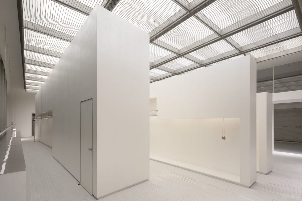 陽(yáng)光房鋁合金框架陽(yáng)光耐力板透光效果圖