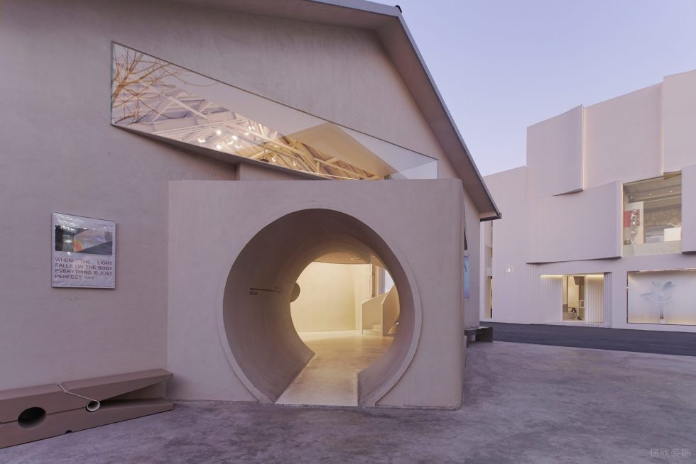 深圳市福田區(qū)石廈復(fù)古風(fēng)Moments攝影基地裝修設(shè)計(jì)實(shí)景效果圖-攝影基地入口