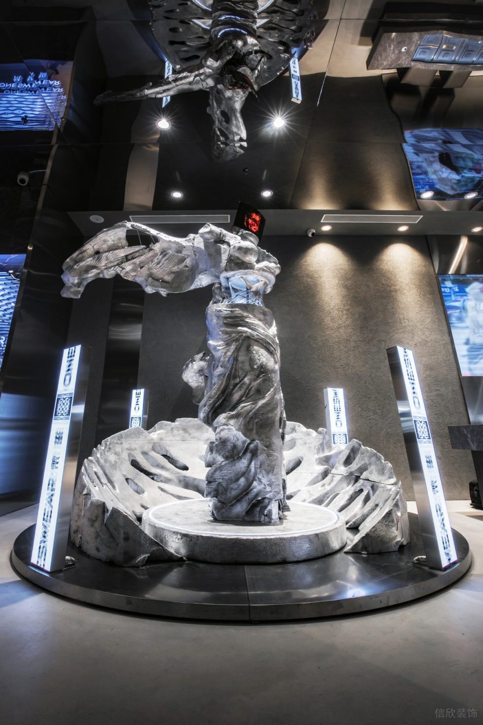 深圳市羅湖區蔡屋圍現代風買手店體驗店裝修設計-玄關金屬藝術造型 深圳市羅湖區蔡屋圍現代風買手店體驗店裝修設計-玄關金屬藝術造型