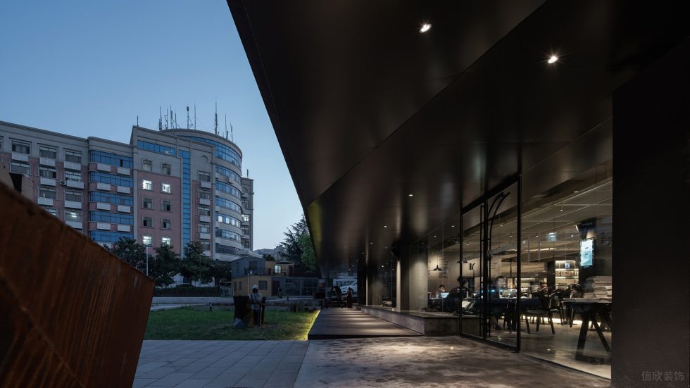 深圳市羅湖區(qū)翠竹止間麓山南現(xiàn)代風(fēng)書(shū)店裝修設(shè)計(jì)實(shí)景圖-入戶 深圳市羅湖區(qū)翠竹止間麓山南現(xiàn)代風(fēng)書(shū)店裝修設(shè)計(jì)實(shí)景圖-入戶