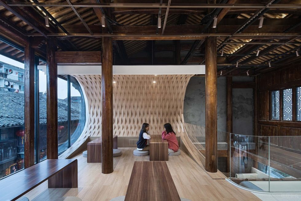 深圳市南山區(qū)華僑城工藝品店裝修設計 茶歇區(qū)二