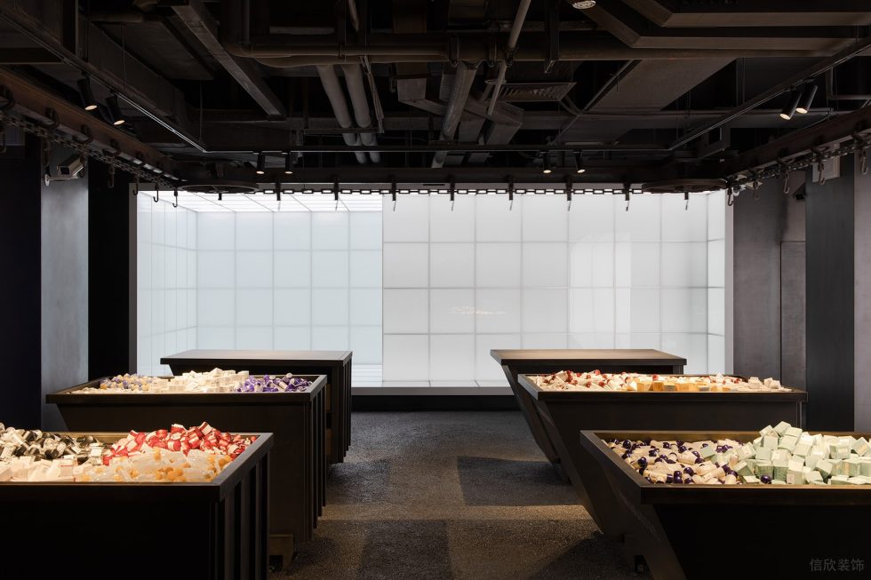 深圳市南山區南頭工業風化妝品店裝修設計實景圖-大廳概覽 深圳市南山區南頭工業風化妝品店裝修設計實景圖-大廳概覽