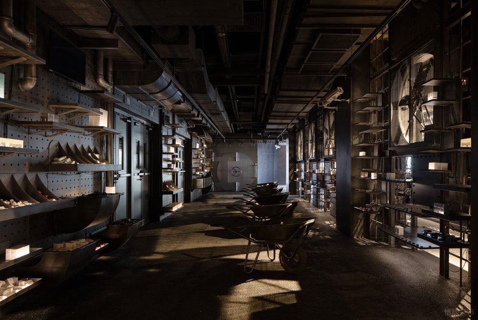 深圳市南山區南頭工業風化妝品店裝修設計實景圖-管道頂面 深圳市南山區南頭工業風化妝品店裝修設計實景圖-管道頂面