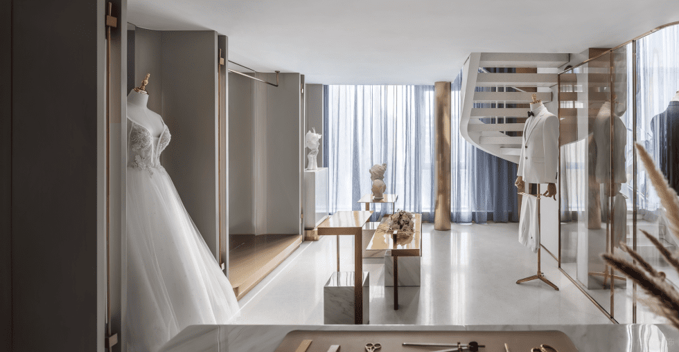 深圳市南山區(qū)蛇口現(xiàn)代輕奢風(fēng)禮服店裝修設(shè)計-香檳金高矮島臺 深圳市南山區(qū)蛇口現(xiàn)代輕奢風(fēng)禮服店裝修設(shè)計-香檳金高矮島臺