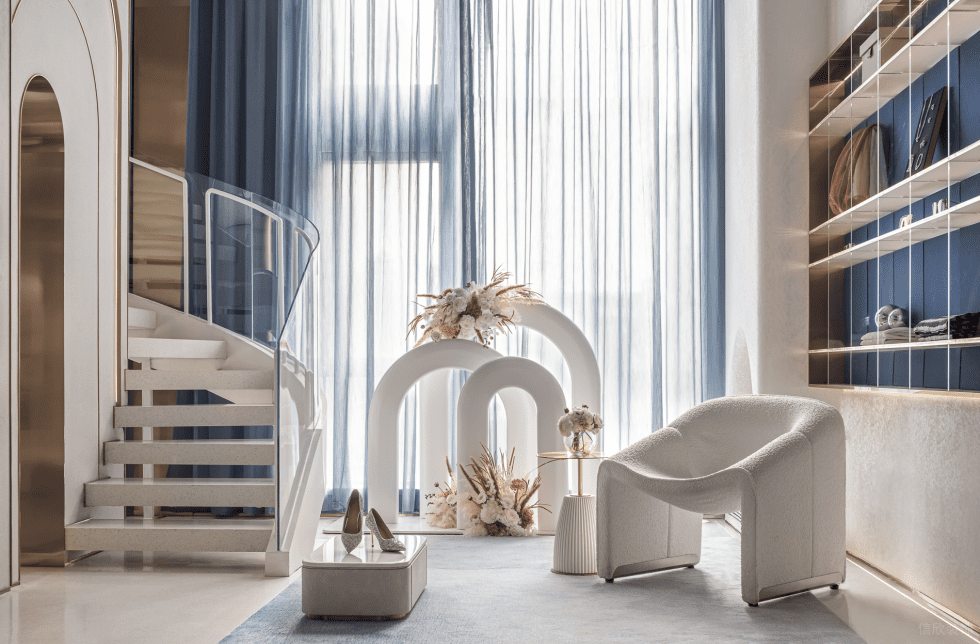 深圳市南山區(qū)蛇口現(xiàn)代輕奢風(fēng)禮服店裝修設(shè)計-接待區(qū) 深圳市南山區(qū)蛇口現(xiàn)代輕奢風(fēng)禮服店裝修設(shè)計-接待區(qū)