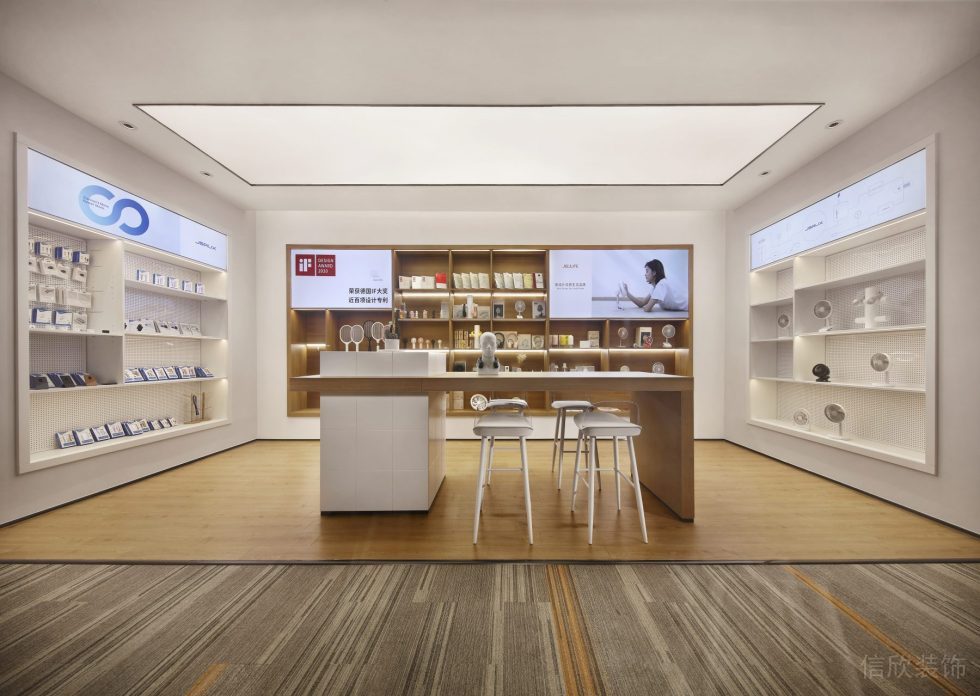 萬(wàn)科濱海云中心現(xiàn)代混搭風(fēng)辦公室裝修案例 產(chǎn)品展示區(qū)