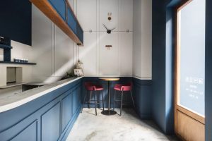 北歐簡(jiǎn)約風(fēng)飲品店墻上簡(jiǎn)約掛鐘裝修設(shè)計(jì)