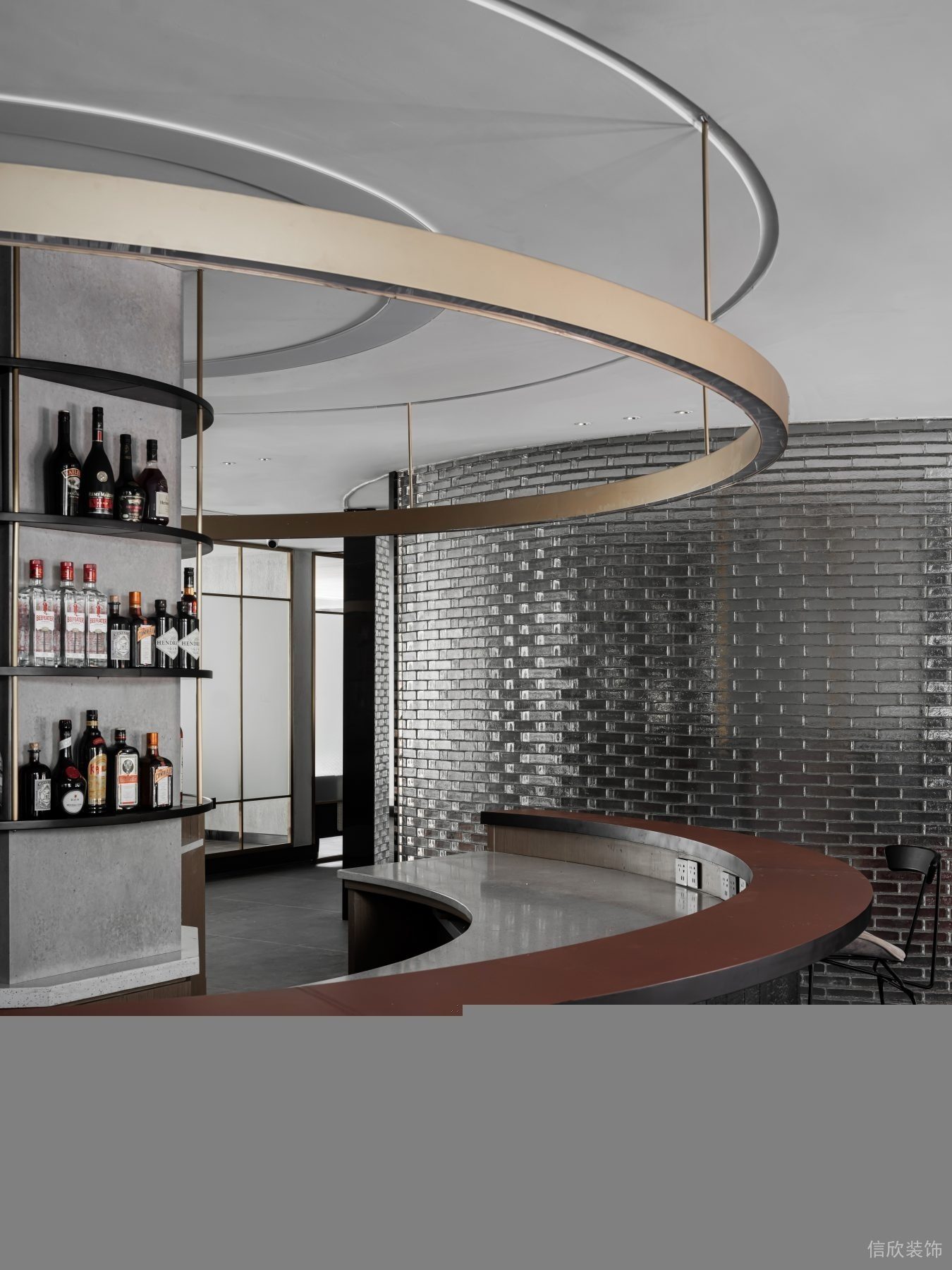 工業(yè)極簡風(fēng)酒廳金屬圓形燈帶裝修設(shè)計(jì)圖