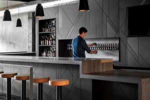 簡(jiǎn)約黑科技西餐廳吧臺(tái)背景墻裝修設(shè)計(jì)