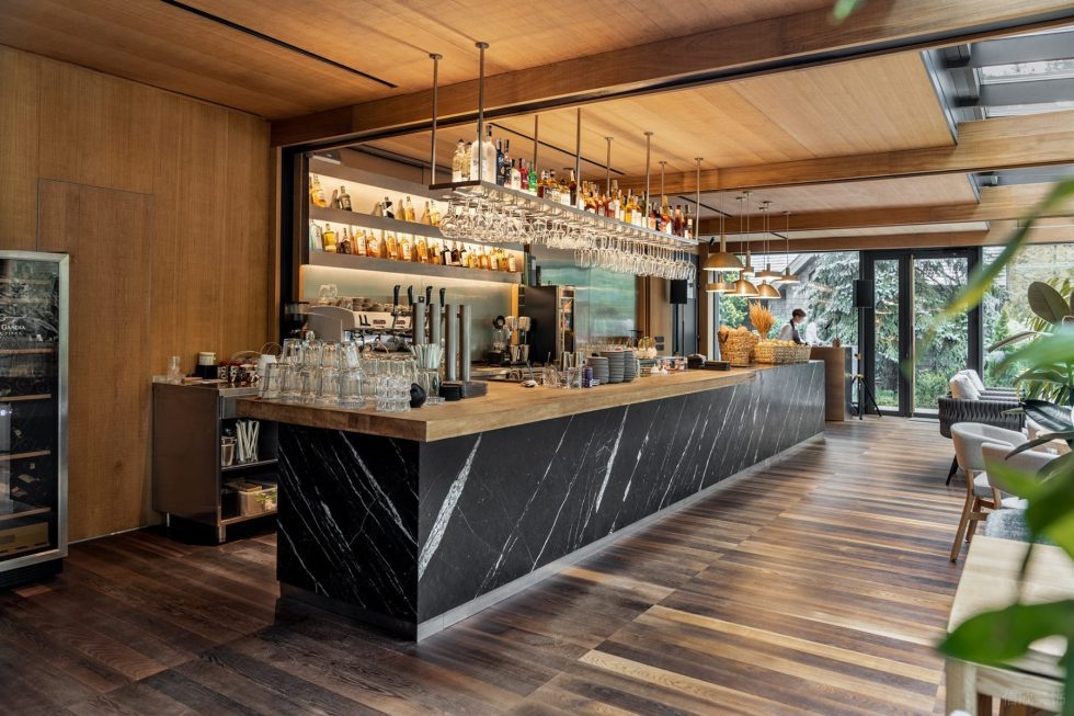 森系休閑風(fēng)西餐廳高奢風(fēng)吧臺裝修設(shè)計