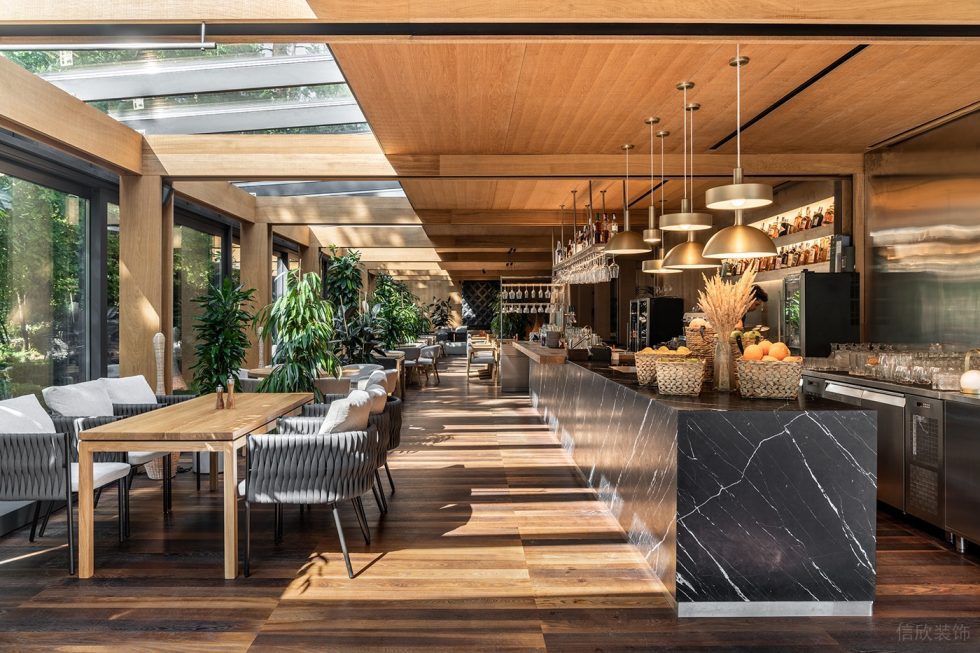 森系休閑風(fēng)西餐廳陽光吊頂裝修設(shè)計
