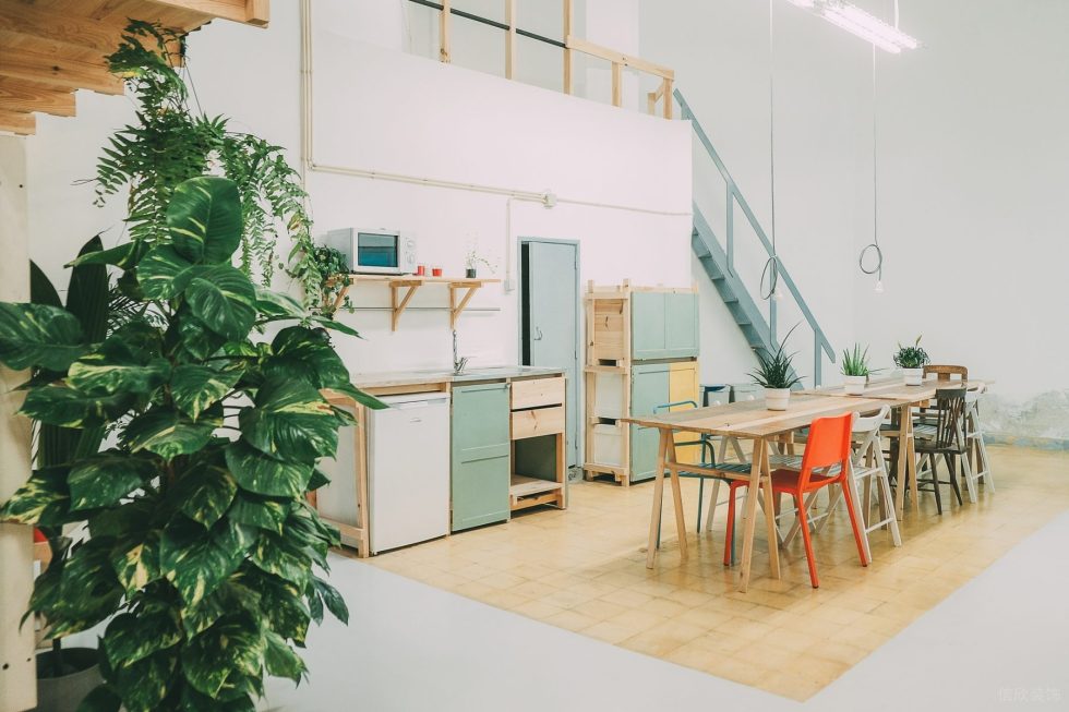 原木風創(chuàng)意工作室裝修設計 茶水間及用餐區(qū)