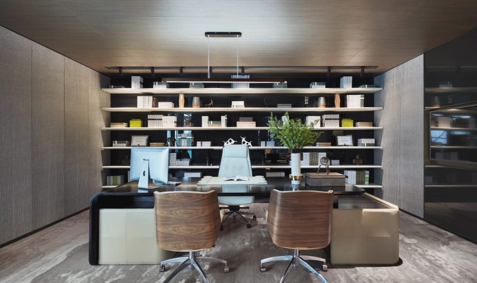 魔幻現(xiàn)代風(fēng)辦公室裝修設(shè)計(jì)高級(jí)灰經(jīng)理辦公室