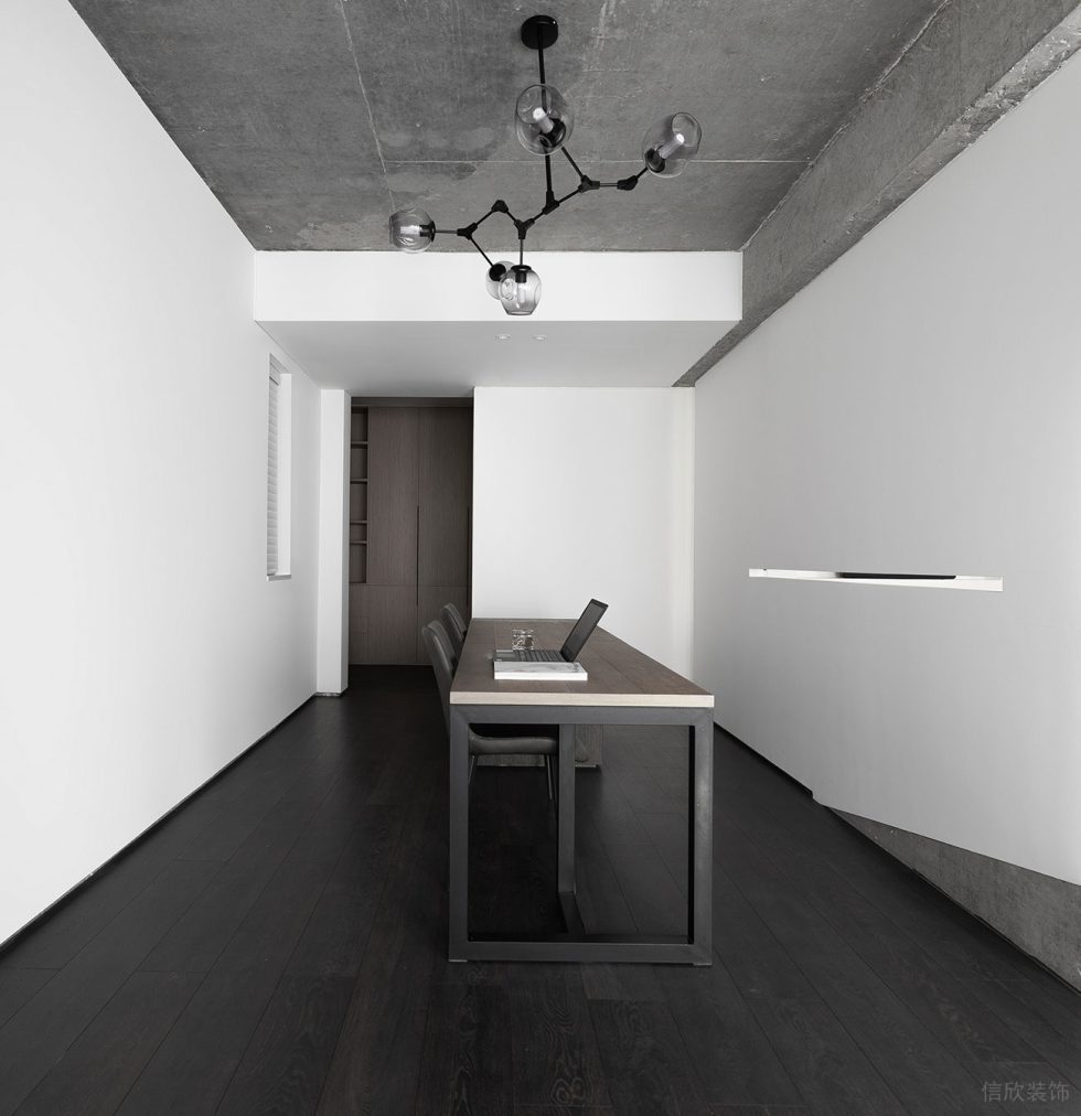 深圳龍華極簡風(fēng)格工作室辦公空間裝修設(shè)計(jì) 辦公區(qū)