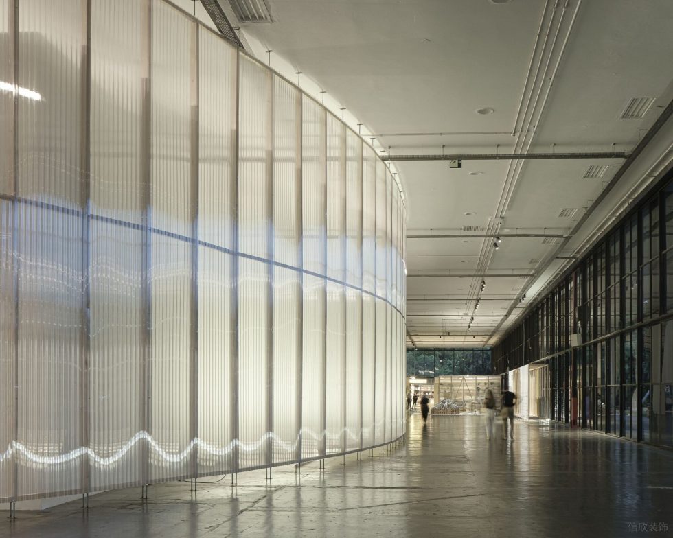 現(xiàn)代藝術建筑項目展廳裝修方案 入口過道