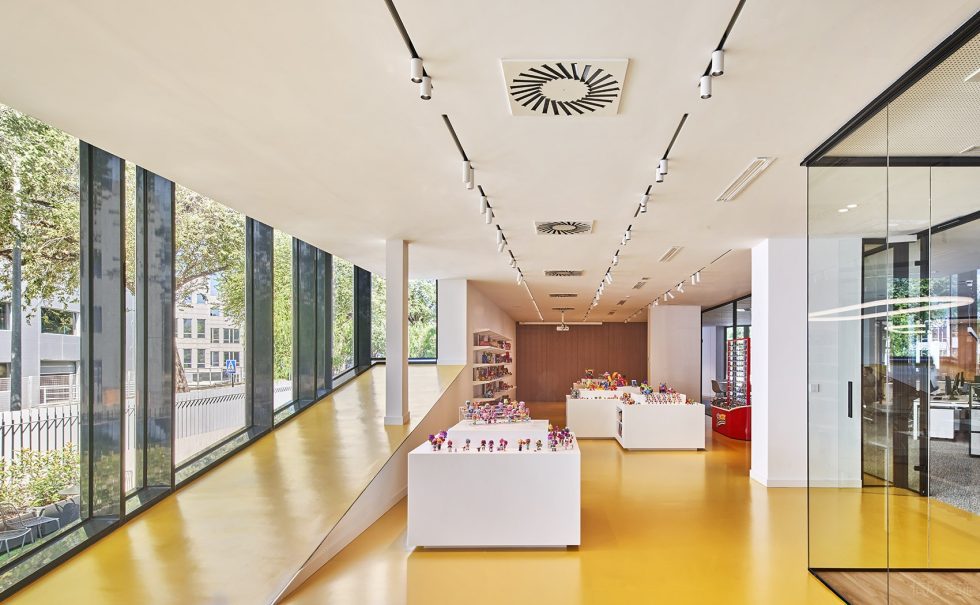 清淡色現代簡約風辦公室裝修設計黃白色展廳 清淡色現代簡約風辦公室裝修設計黃白色展廳