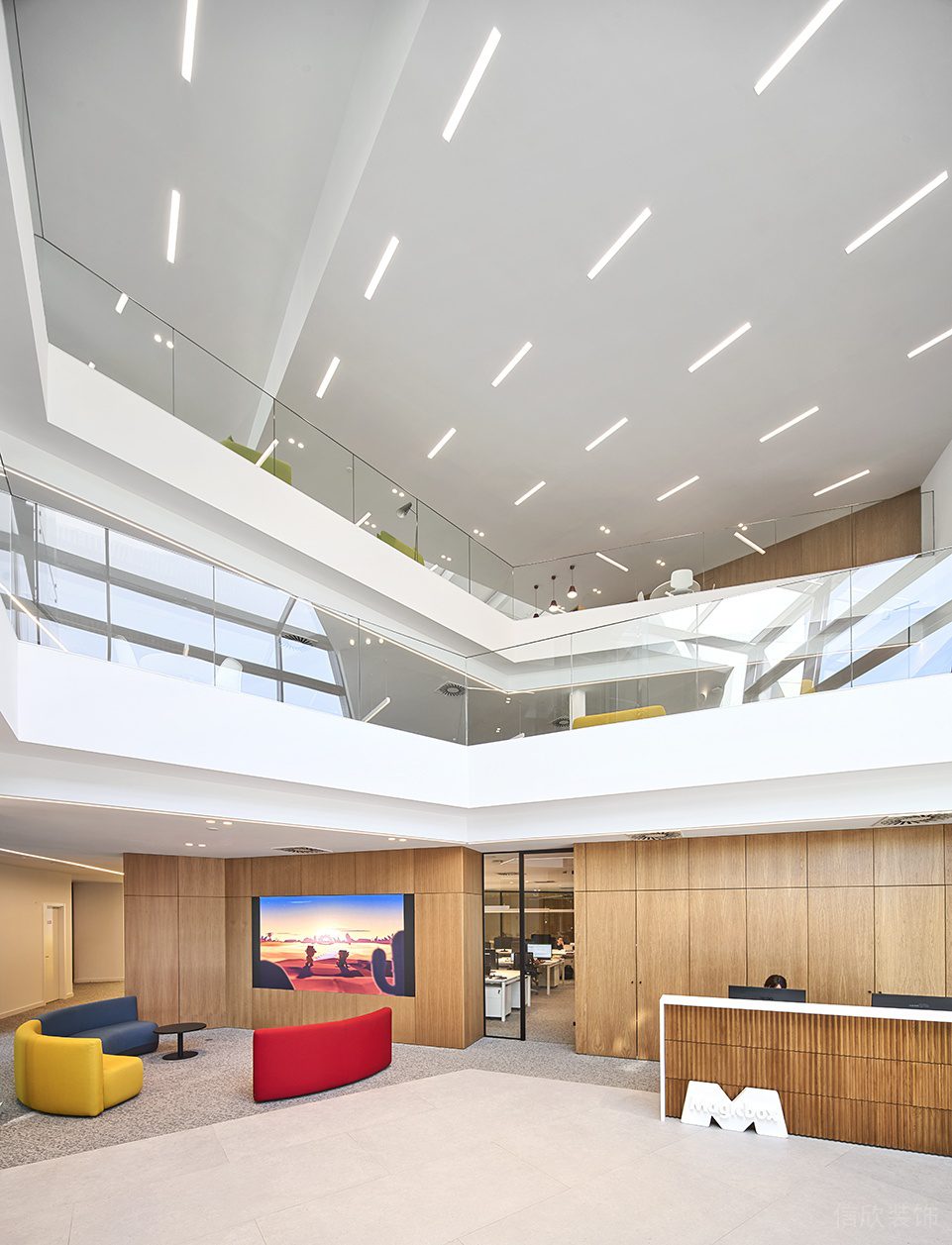 清淡色現代簡約風辦公室裝修設計白木色前臺接待區 清淡色現代簡約風辦公室裝修設計白木色前臺接待區