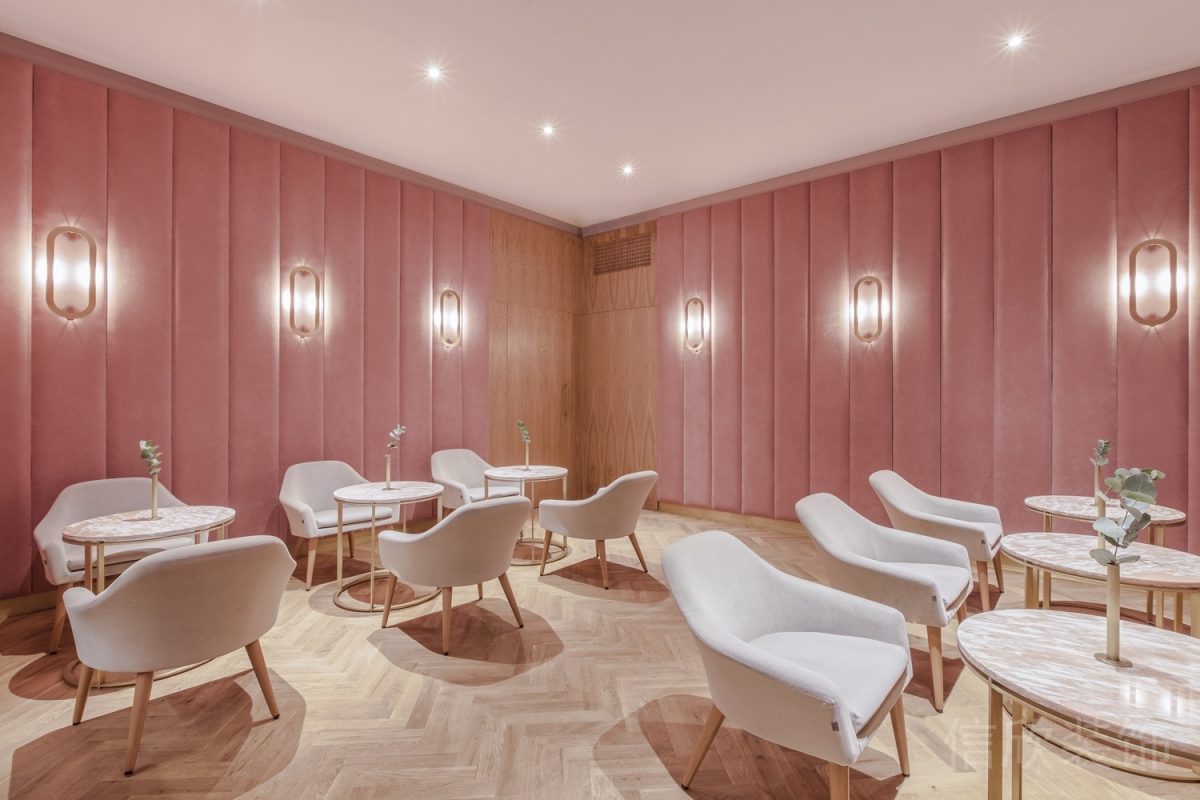 深圳福田下沙蛋糕店魚(yú)骨紋木地板