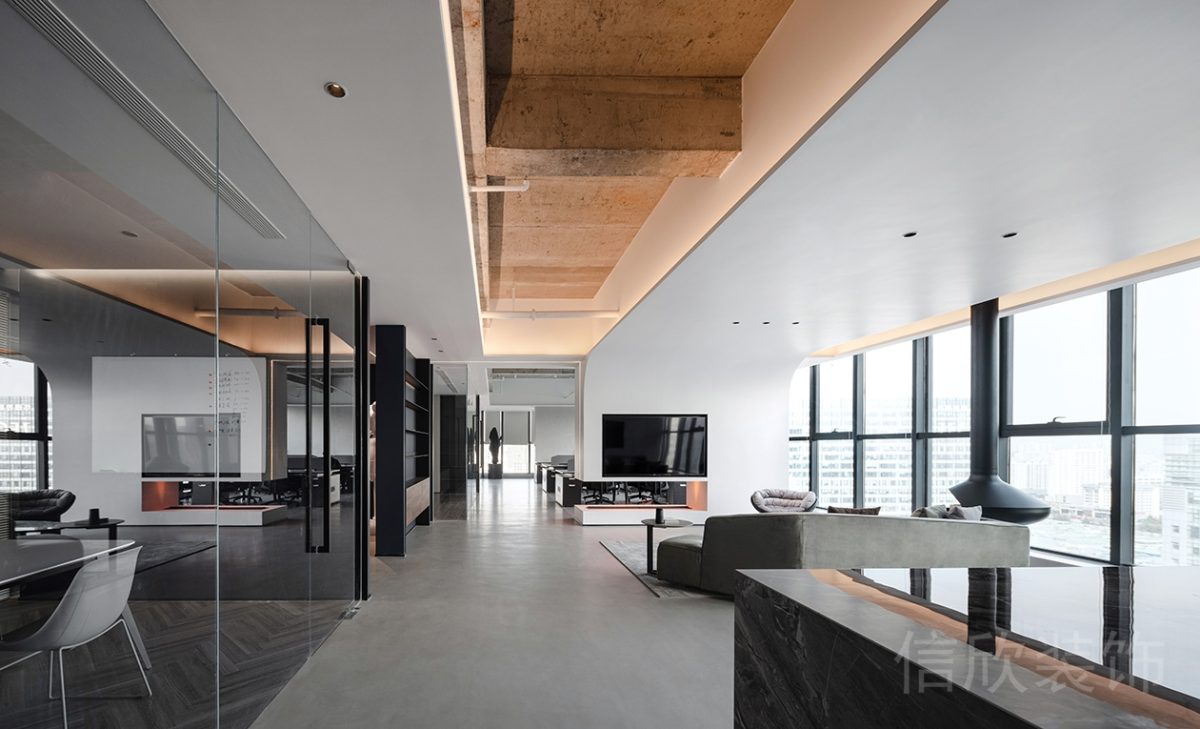 黑白灰現(xiàn)代風(fēng)格辦公空間過(guò)道天花裝修設(shè)計(jì)